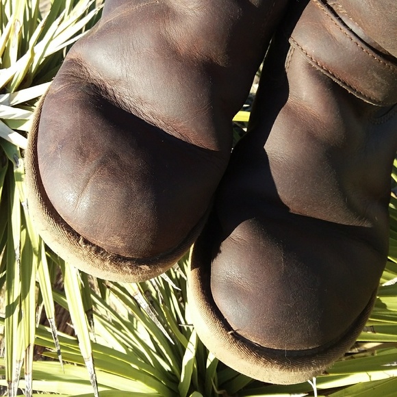 Ugg Awesome Brown Moto/Bomber Boots:sz9 - Picture 5 of 8